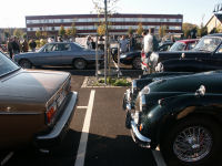 Ur samma familj - en Volvo och en Jaguar