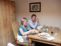 Ungdomarna vid middagen