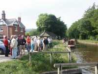 V�ntan p� kanalb�ten