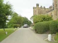 Svensk Rover p� v�g till slottet