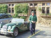 Tore vid bil och slottsrum