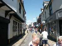 Smala shoppinggator i Colchester.